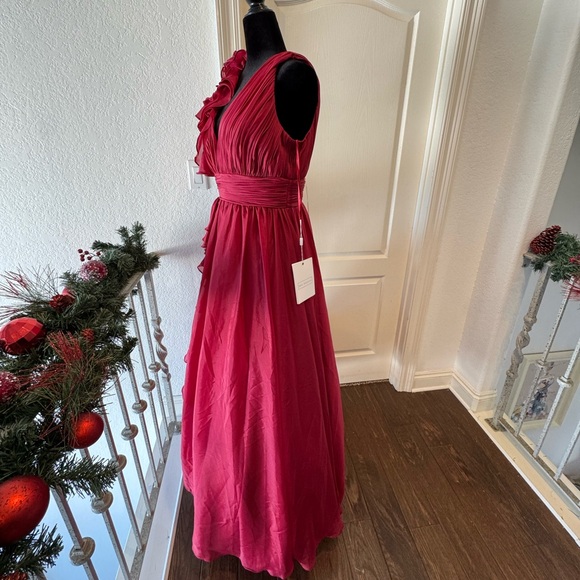 NWT Mac Duggal Sz 8 Ruffled One Shoulder V-neck Chiffon  Burgundy Dress - Picture 11 of 16